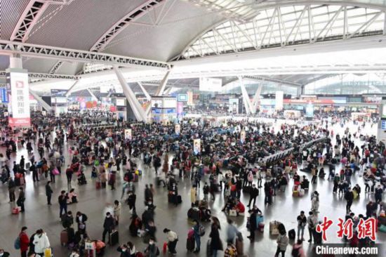 资料图：广州南站 陈骥旻 摄